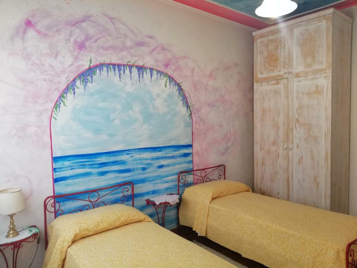 Terrazze Dell'Artista Panzió Saletto Kültér fotó